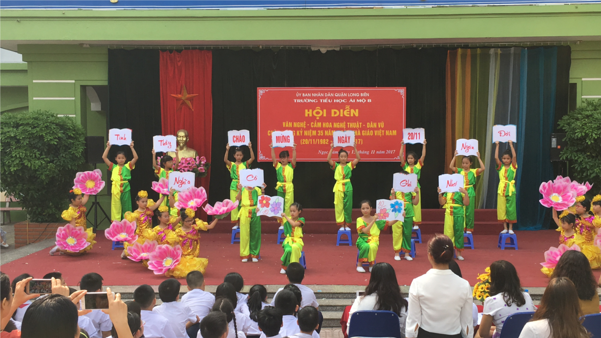 Văn nghệ chào mừng ngày nhà giáo Việt Nam - 2018 (11).JPG